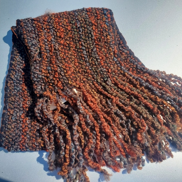 Scarf - Picture 1 of 2